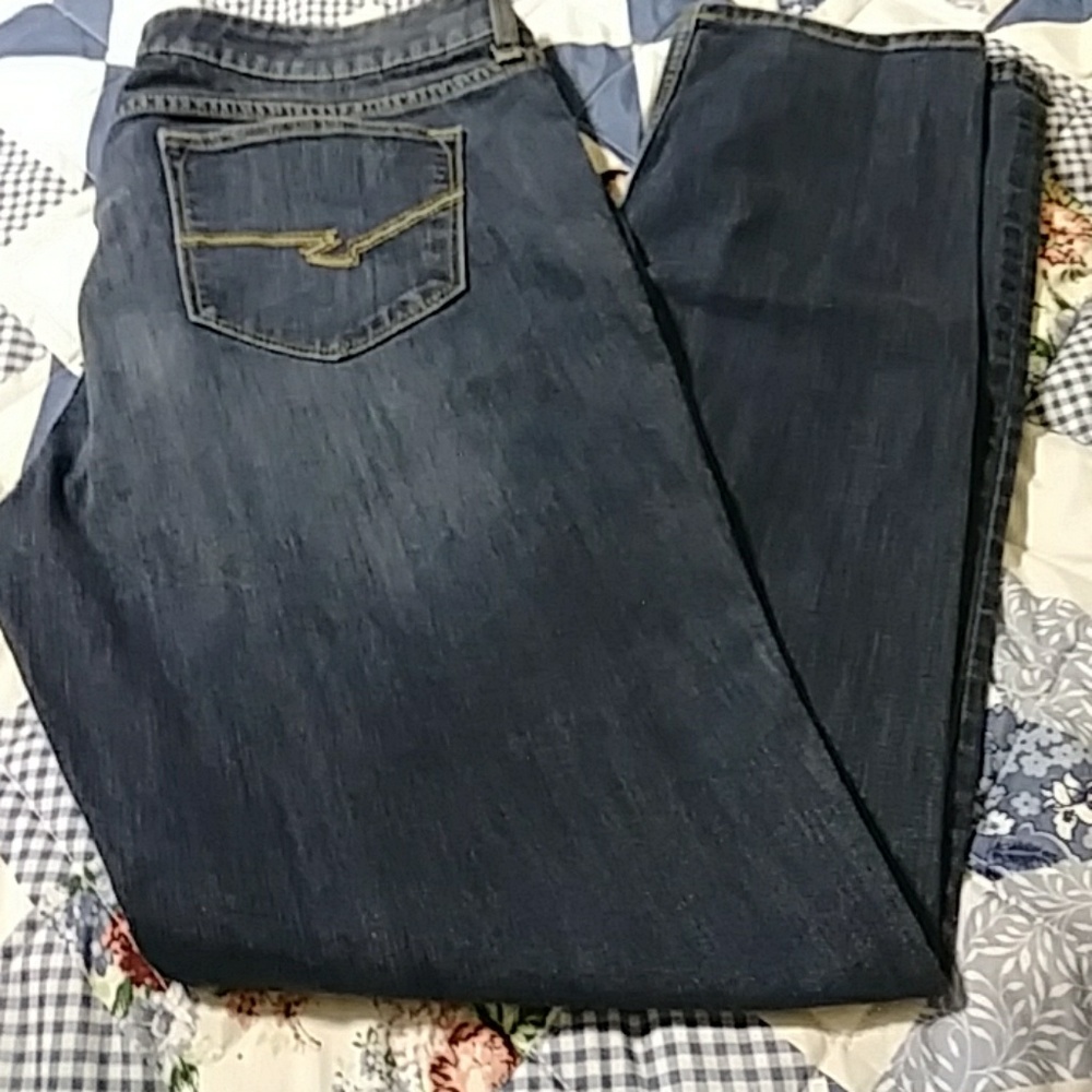A.N.A Jeans